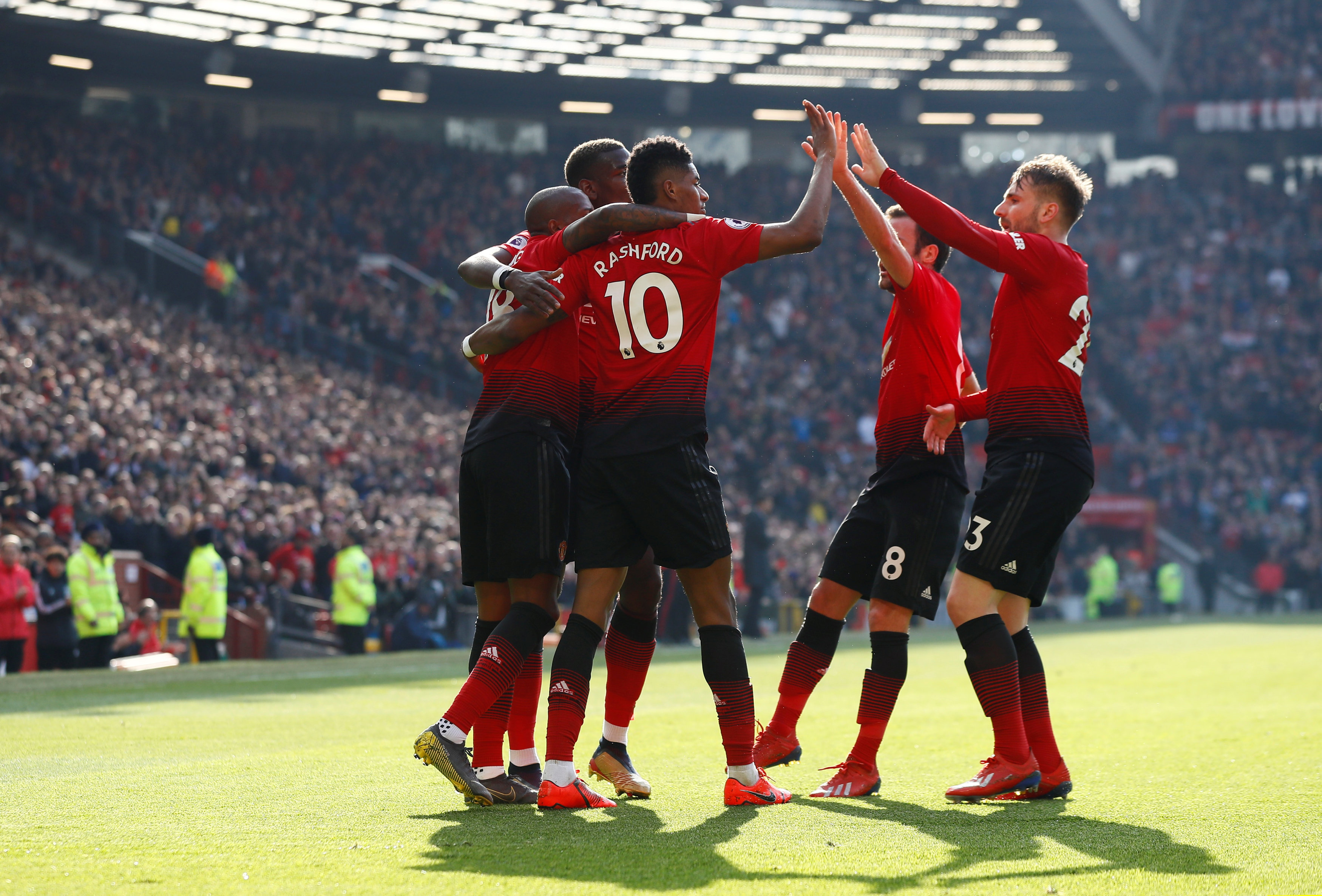 萨来说至关 萨来说至关